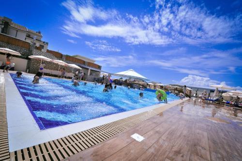 Aria Hotel